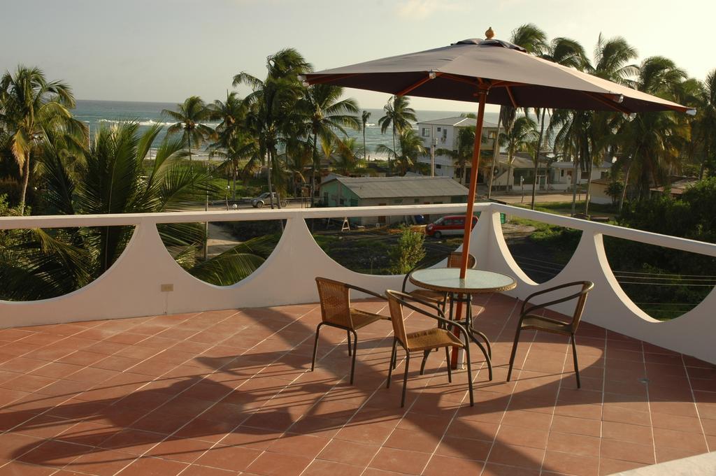 Hotel La Laguna Galapagos Puerto Villamil Bagian luar foto